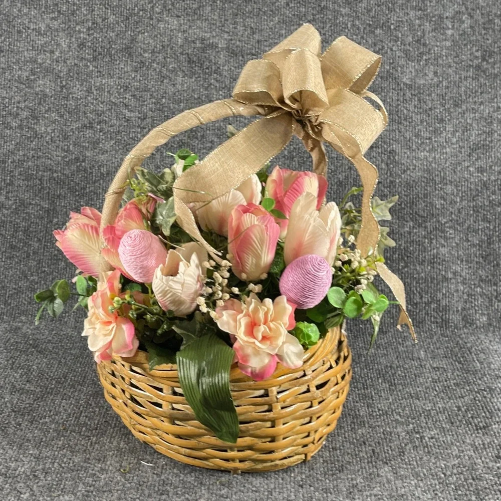 * Spring Tulip Basket Centerpiece
